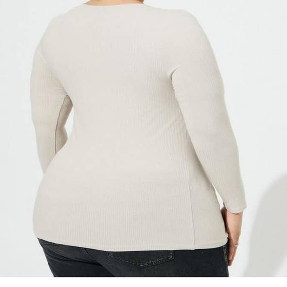 NWT Torrid Rib Sweetheart Tie Front Keyhole Top Shirt Size: 2X (18/20) - Picture 2 of 3